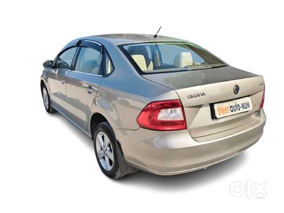 Skoda Rapid [2016-2020] 1.5 Style Plus Tdi At, 2016, Diesel