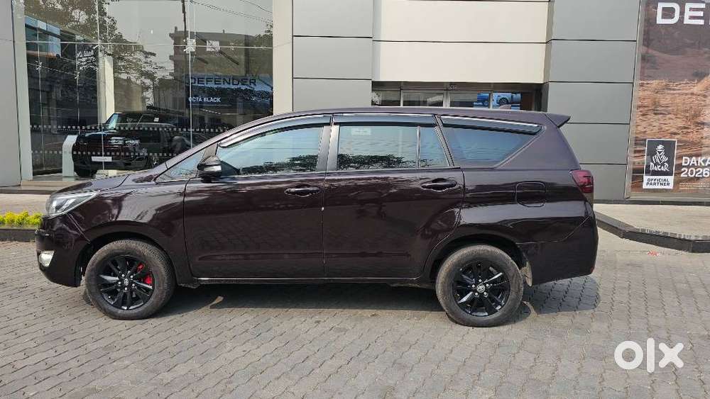 Toyota Innova Crysta 2.4 G Mt 7 Str, 2016, Diesel