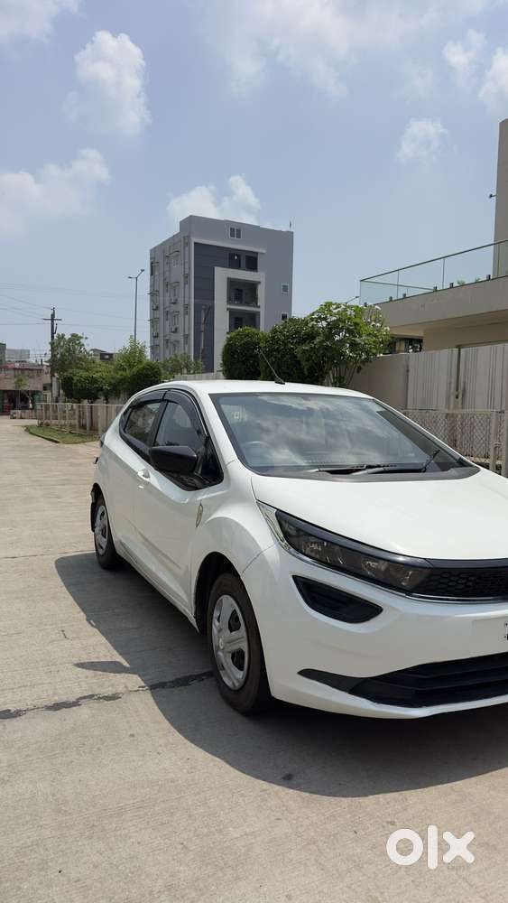 Tata Altroz 1.2 Xe, 2021, Cng & Hybrids