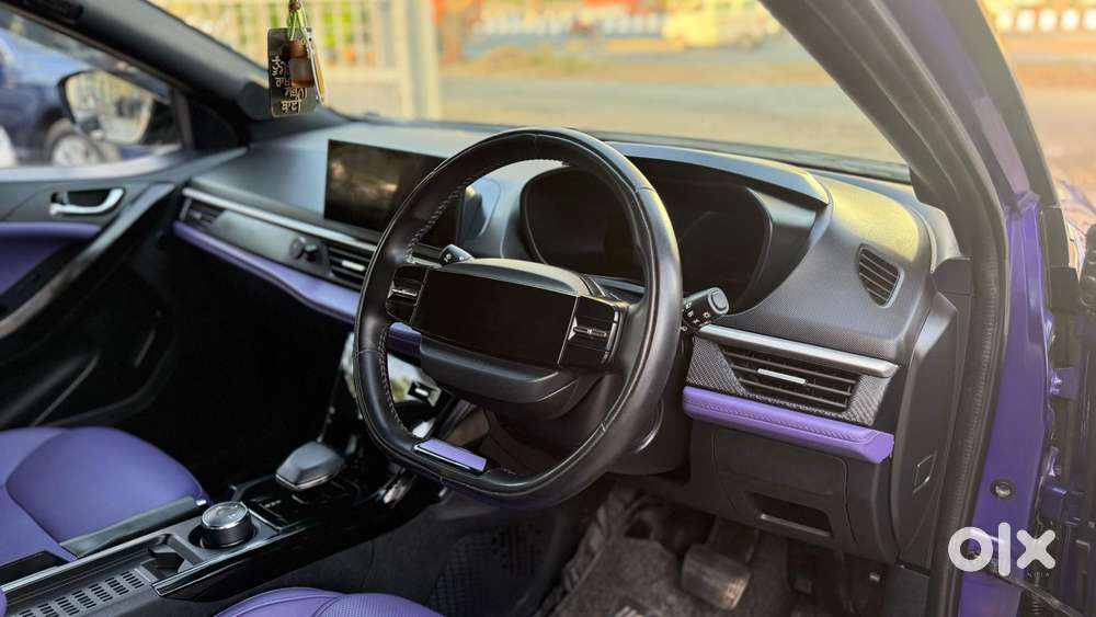 Tata Nexon Fearless Plus S Purple 1.5 Revotorq Diesel 6amt Dual Tone..