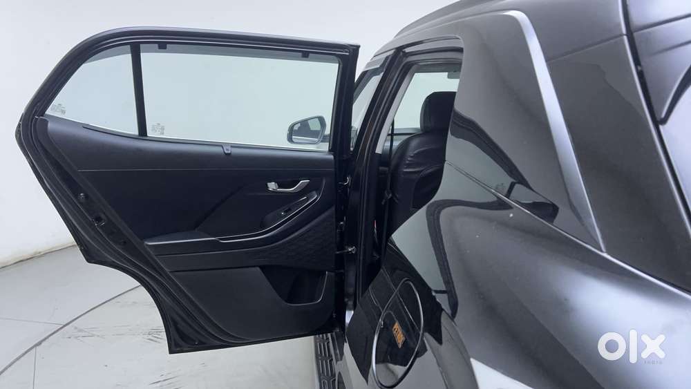 Hyundai Creta 1.5 S Plus Knight Petrol, 2022, Petrol