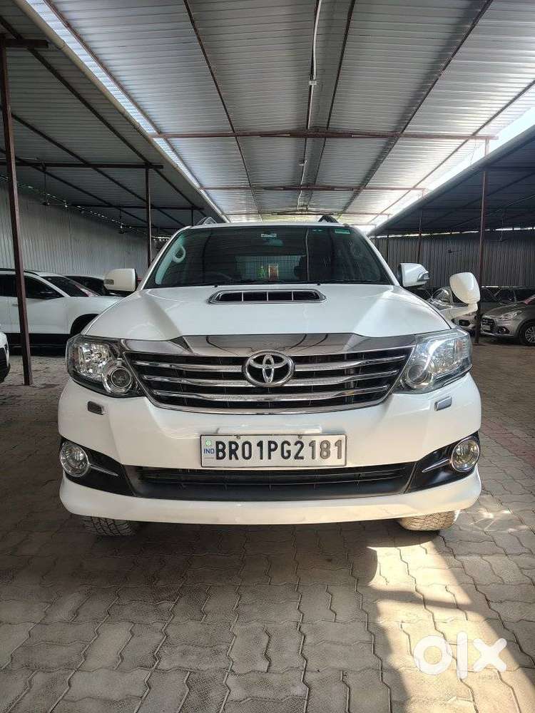 Toyota Fortuner 3.0 4x4 Manual, 2015, Diesel