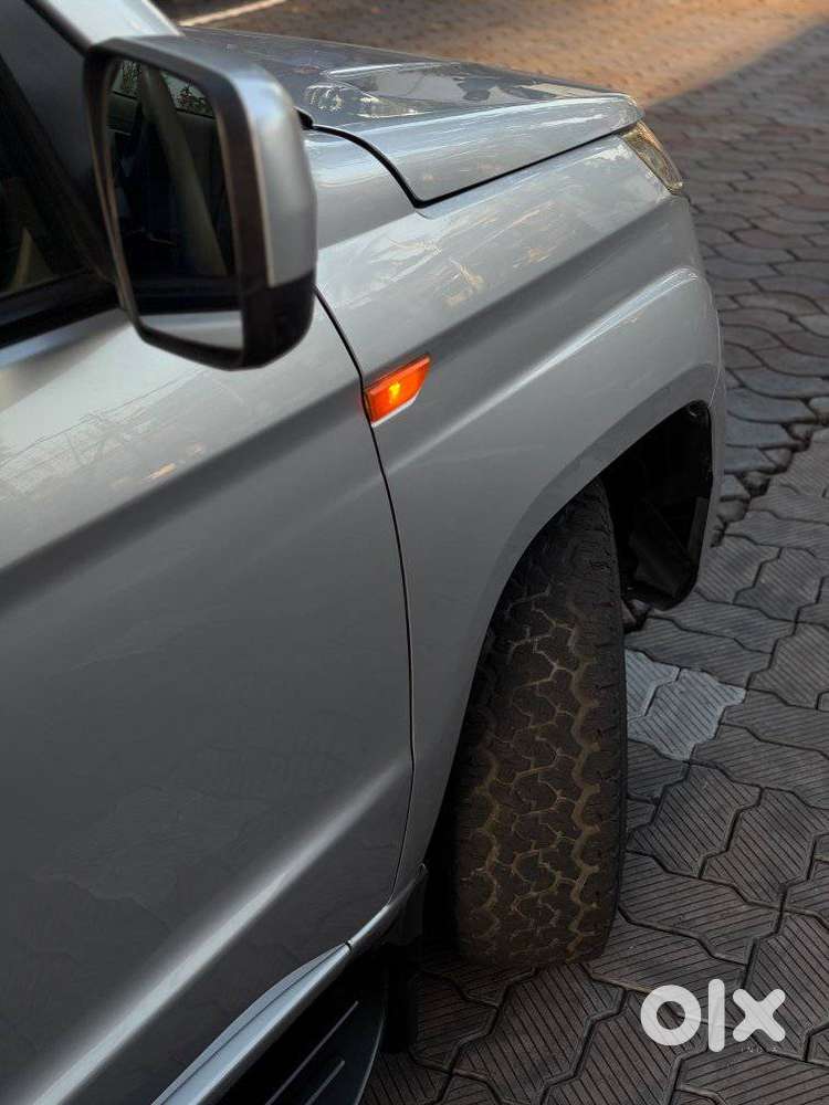 Mahindra Tuv 300 T8 Amt, 2017, Diesel