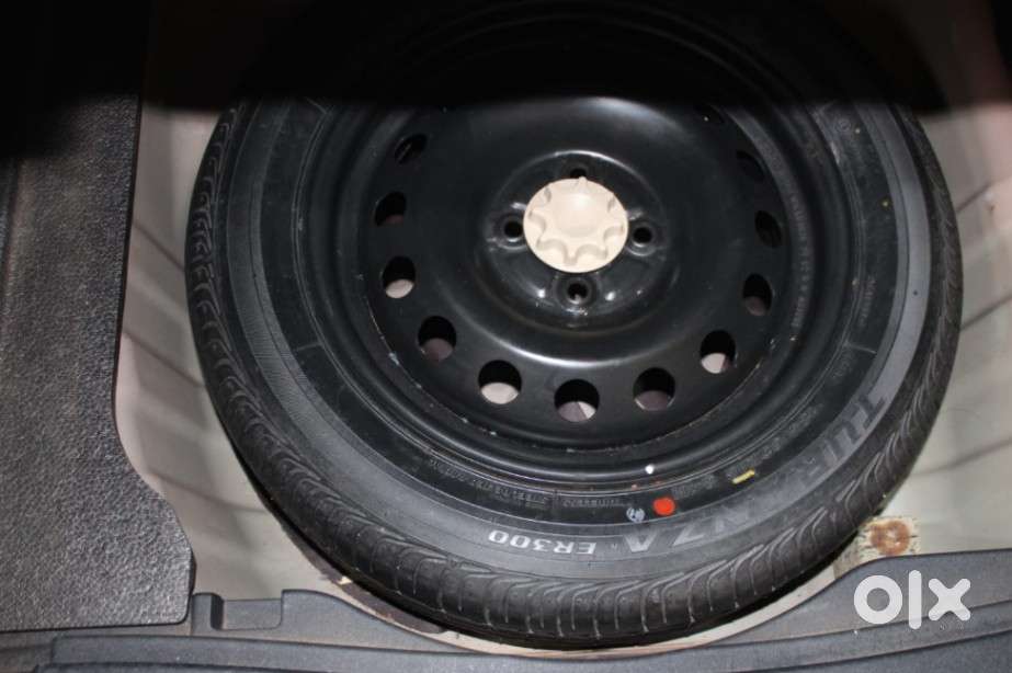 Toyota Yaris J Cvt, 2020, Petrol