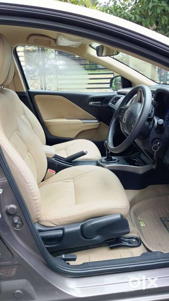Honda City V Mt, 2015, Petrol