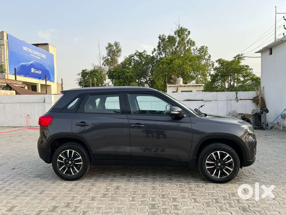 Maruti Suzuki Brezza 1.5 Zxi Plus At Smart Hybrid, 2021, Petrol