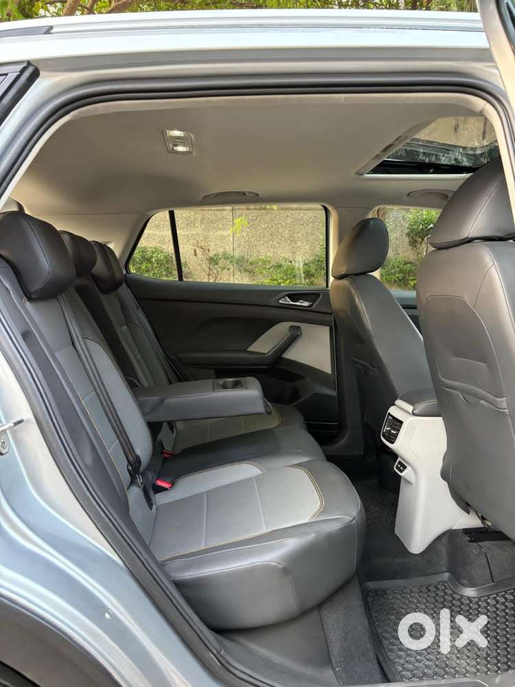 Skoda Kushaq 1.0 Tsi Style At (6 Airbags), 2021, Petrol
