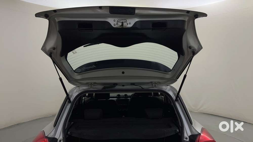 Maruti Suzuki Swift Amt Zxi, 2018, Petrol