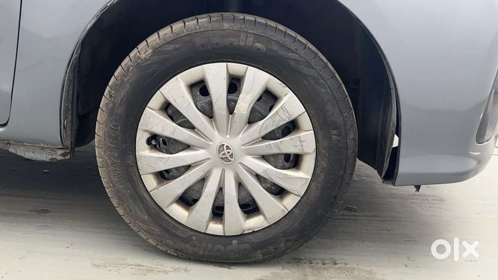 Toyota Etios Liva 2014-2016 V, 2016, Petrol