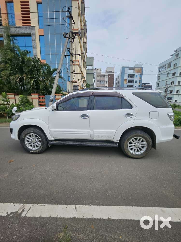 Toyota Fortuner 3.0 4x2 Mt, 2013, Diesel