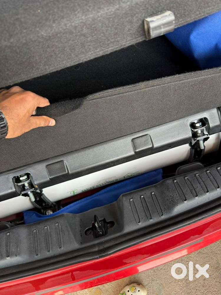 Tata Altroz 2023 Cng & Hybrids 29800 Km Driven