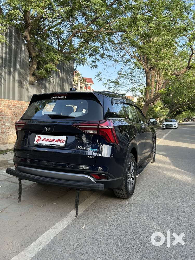 Mahindra Xuv700 2.0 Ax 7 Petrol At Str, 2024, Petrol
