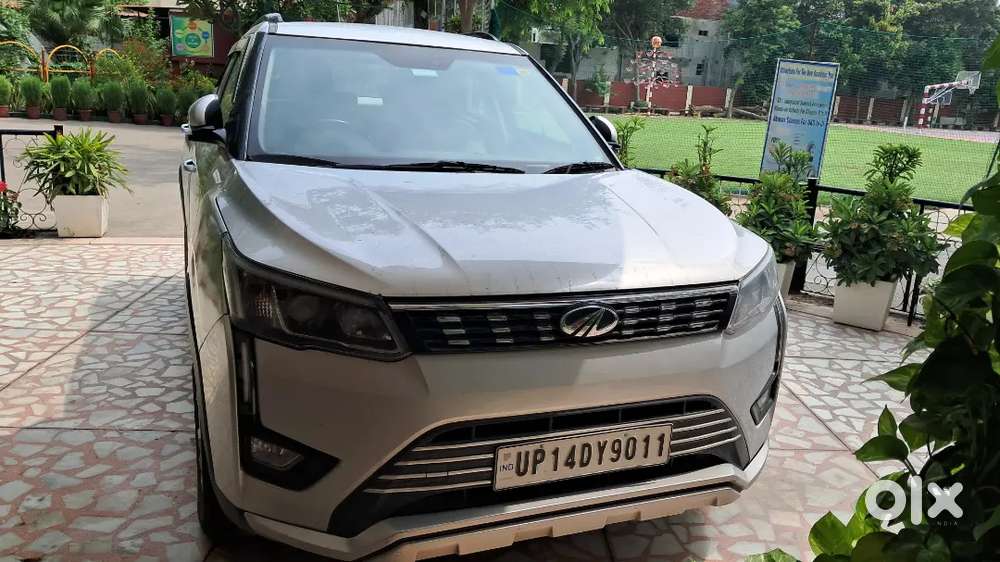 Mahindra Xuv300 2019 Petrol 107400 Km Driven