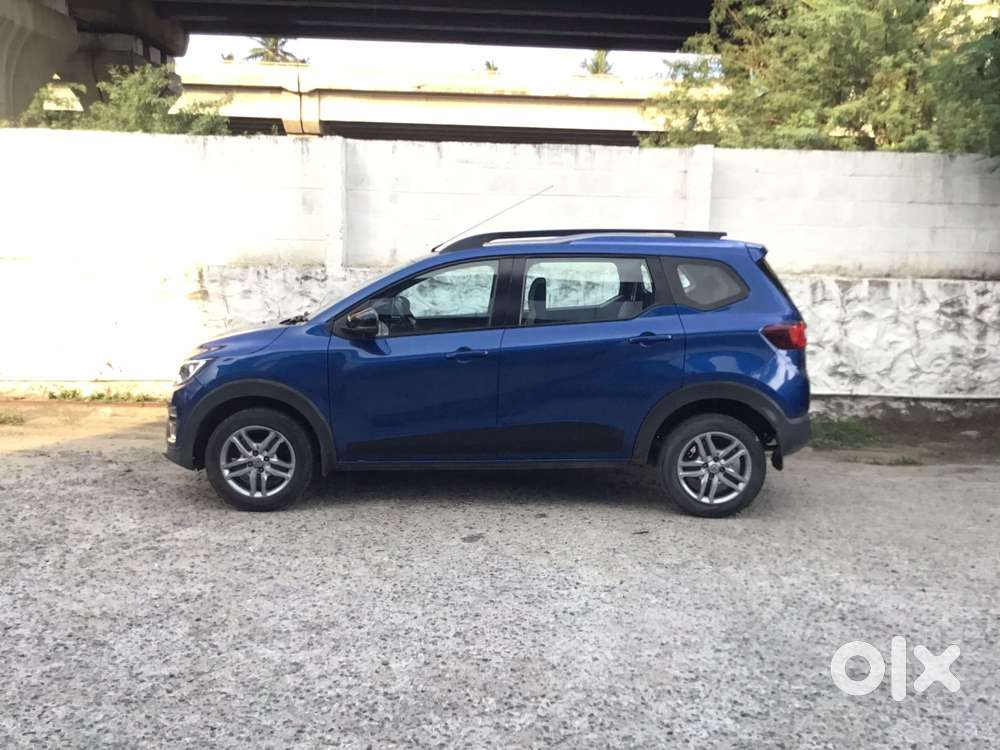 Renault Triber Rxz Easy-r Amt, 2022, Petrol