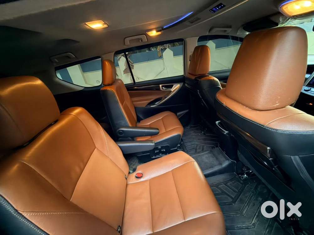 Toyota Innova Crysta 2019 Diesel Well Maintained Propercompany Service