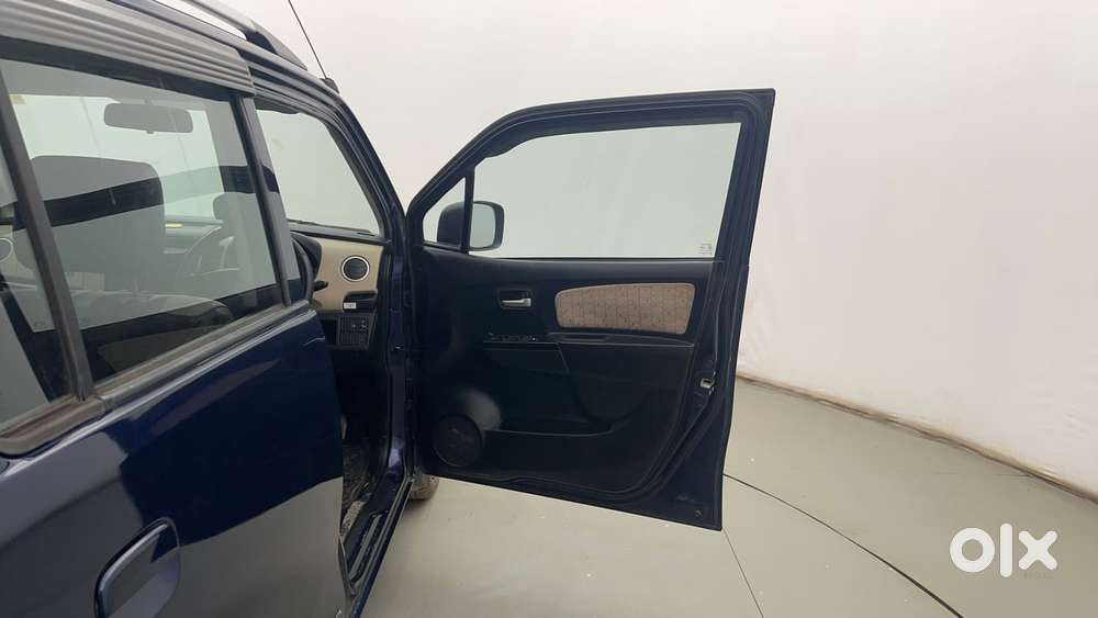 Maruti Suzuki Wagon R 1.0 Vxi Amt, 2018, Petrol