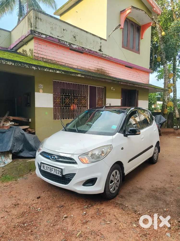 Hyundai I10 2012 Petrol 43800 Km Driven