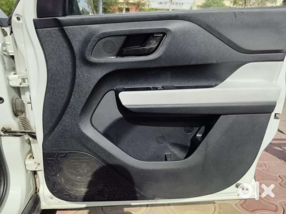 Tata Punch Pure, 2022, Petrol