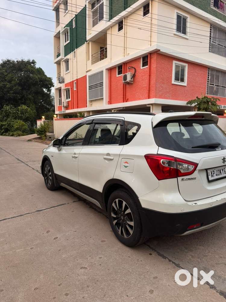 Maruti Suzuki S-cross 2018 Diesel Well Maintained
