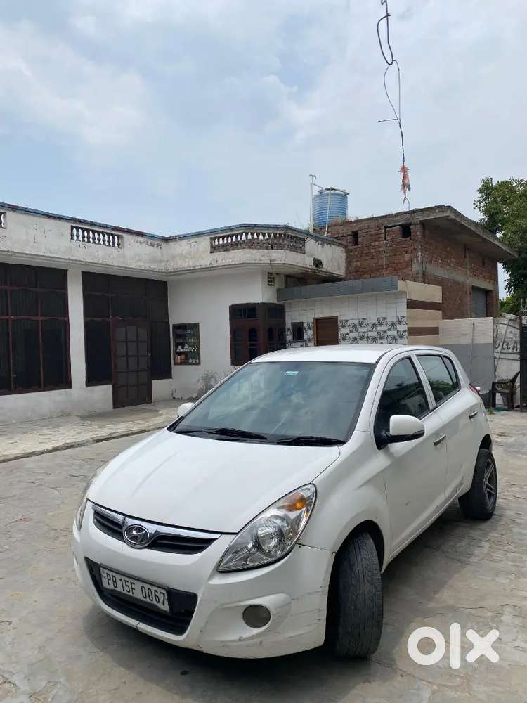 Hyundai New I20 2011 Diesel 150000 Km Driven Sports All Original