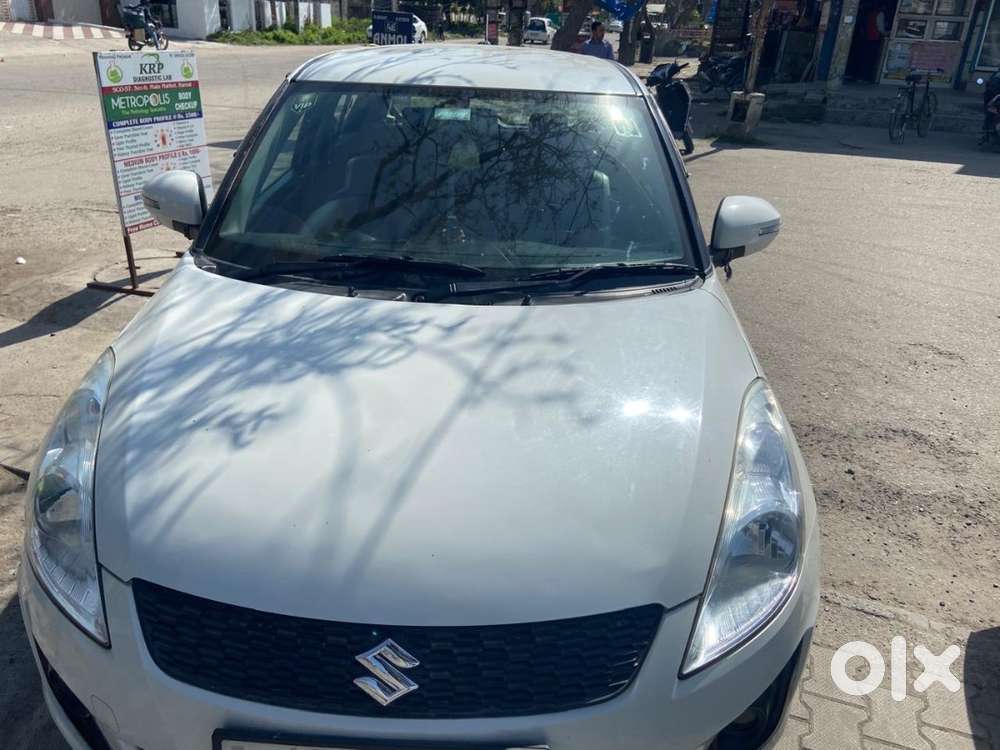 2017 White Maruti Swift Ldi