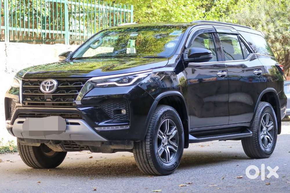 Toyota Fortuner [2021-ongoing] 2.8 2wd Diesel At, 2023, Diesel
