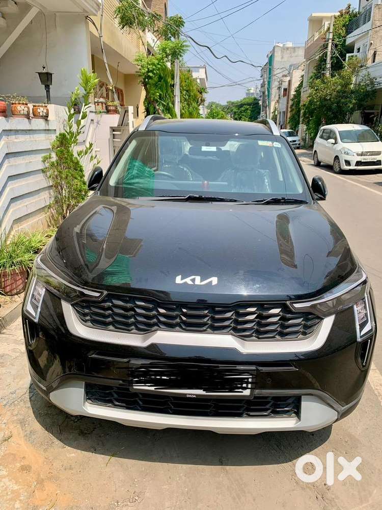 Kia Sonet 2025 Petrol 5450 Km Driven