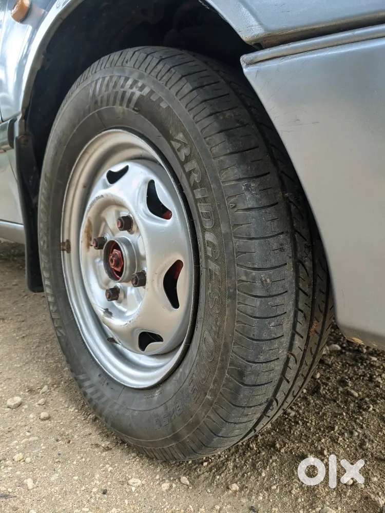 Maruti Suzuki Esteem Vx 2000 Petrol