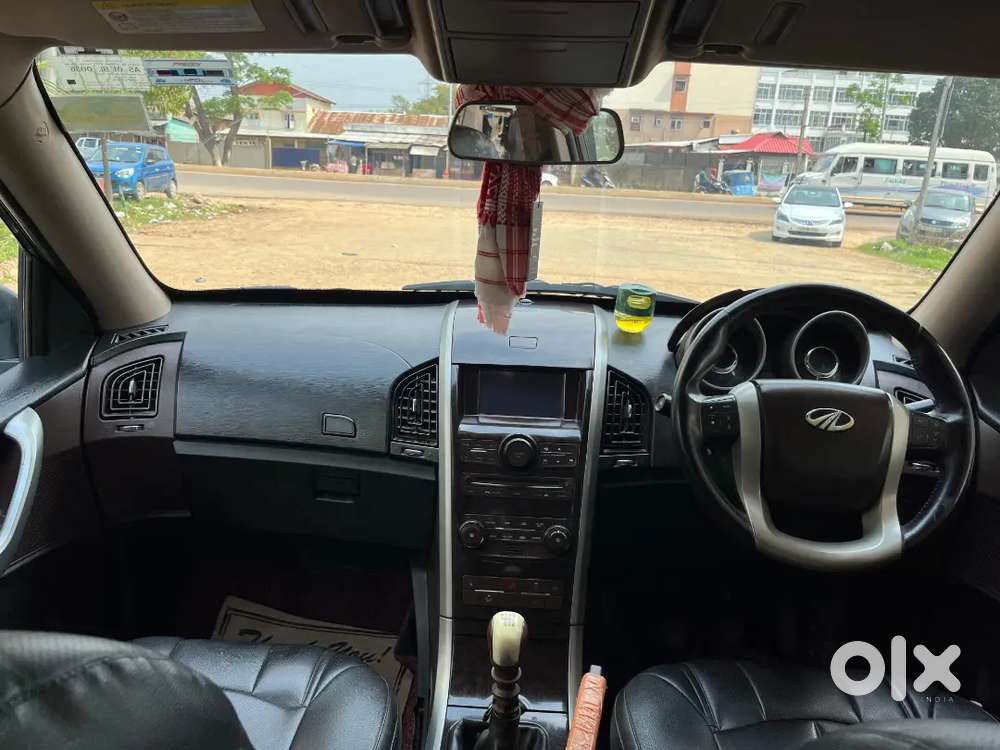 Mahindra Xuv500 2014 Diesel 98000 Km Driven