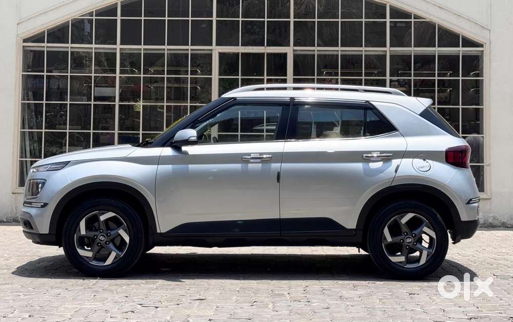 Hyundai Venue, 2020, Petrol