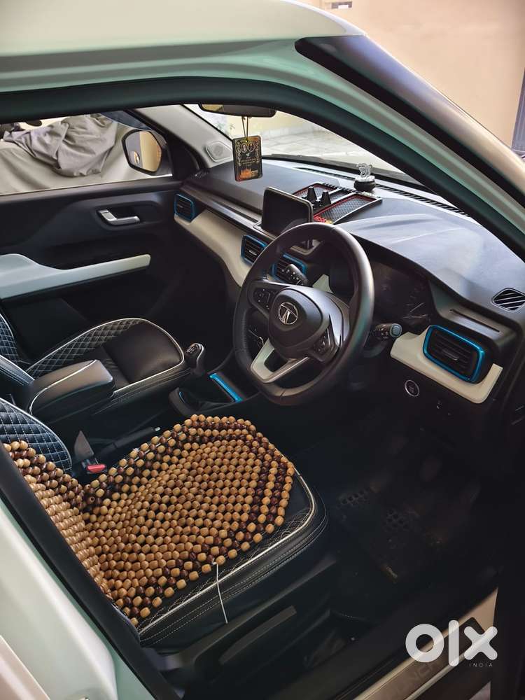 Tata Punch Creative, 2023, Petrol