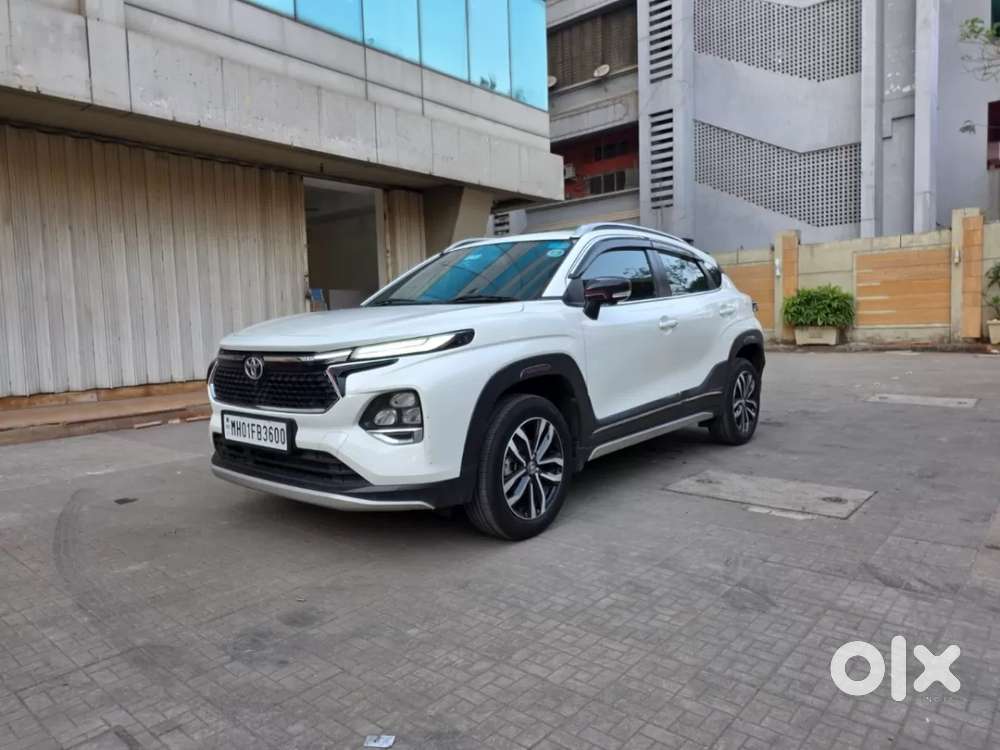 Toyota Urban Cruiser Taisor V 1.0 Petrol Mt, 2025, Petrol