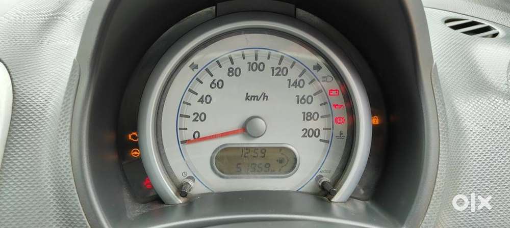 Maruti Suzuki Ritz Vxi, 2011, Petrol