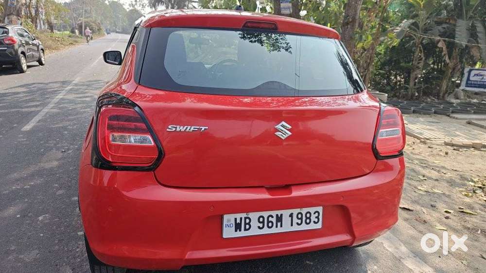 Maruti Suzuki Swift Vxi + Manual, 2019, Petrol