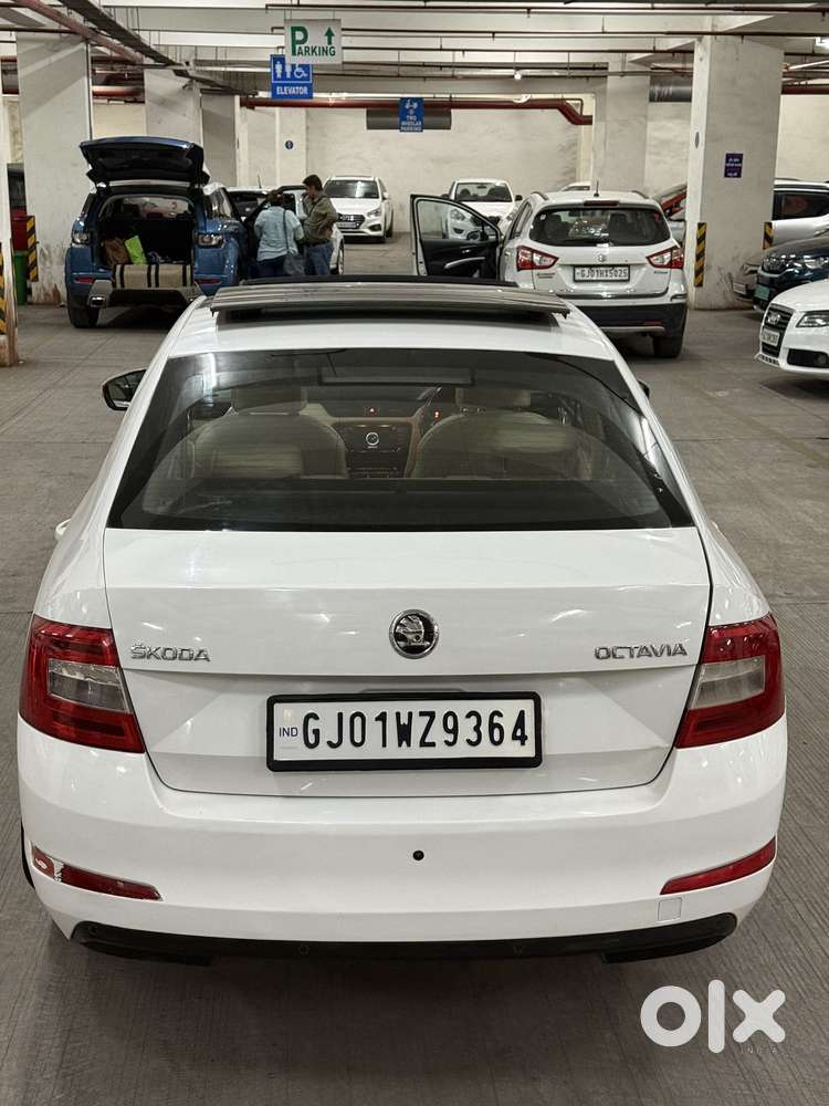 Skoda Octavia [2014-2017] 2.0 Style Tdi At, 2015, Diesel