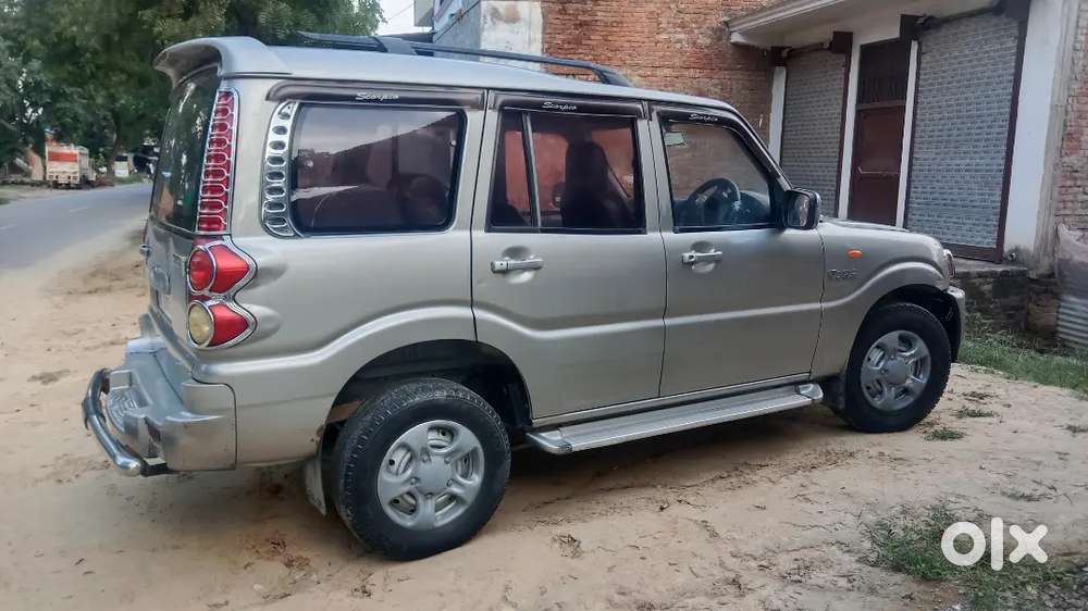 Mahindra Scorpio Classic 2011