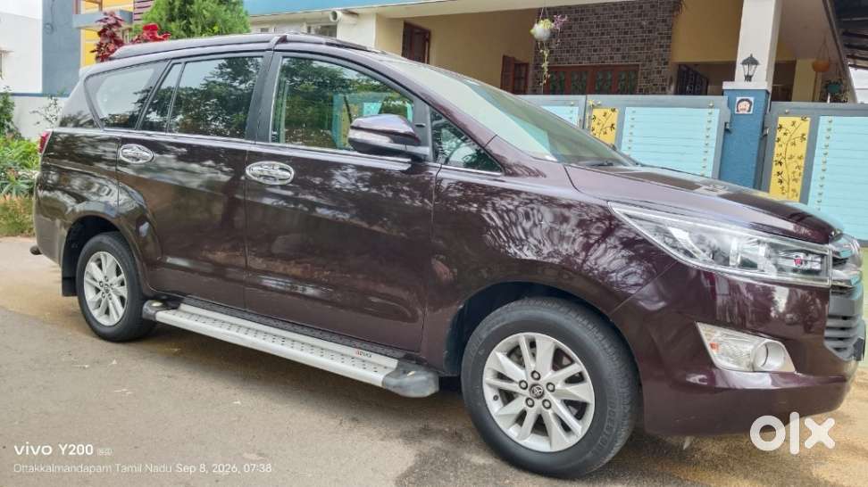 Toyota Innova Crysta 2.4 V, 2017, Diesel
