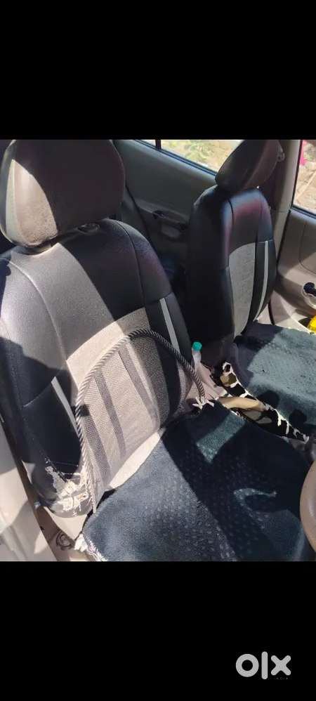 Hyundai Accent Hatchback 2010