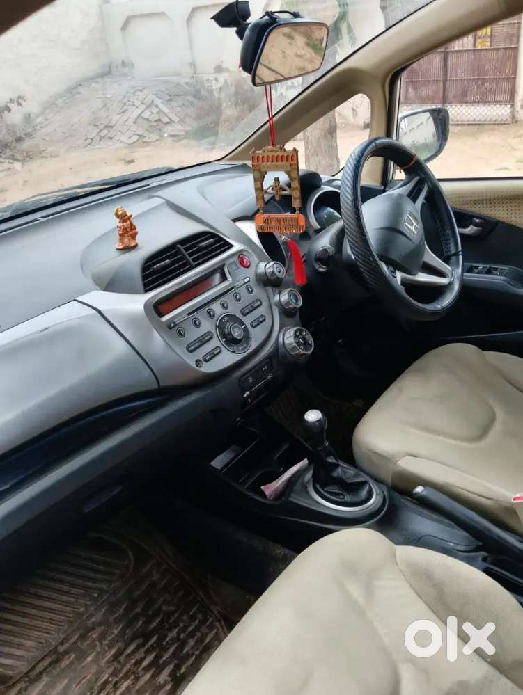 Honda Jazz I-vtec 2012 Km Driven
