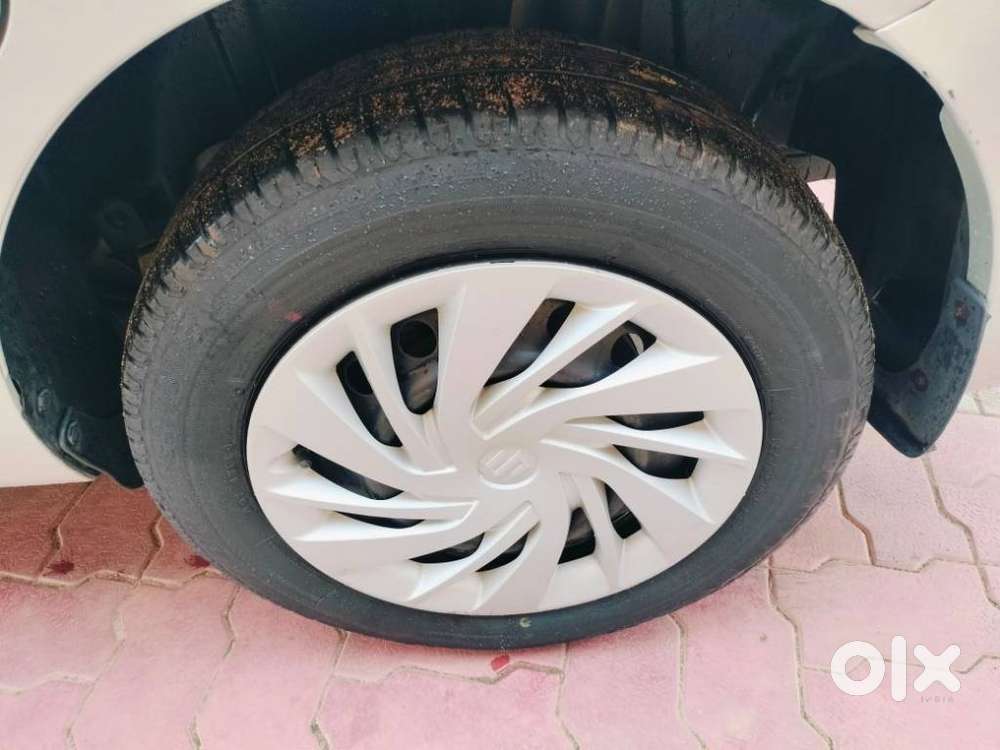 Maruti Suzuki Ertiga 1.5 Vxi, 2021, Petrol
