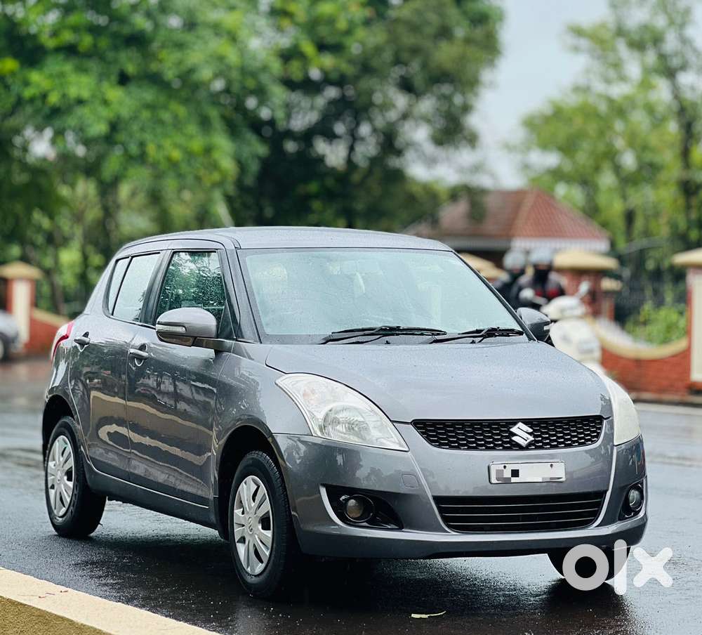 Maruti Suzuki Swift Vxi With Abs, 2014, Petrol