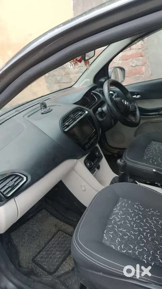 2022 Model Tata Tiago Xz+ Top Variant