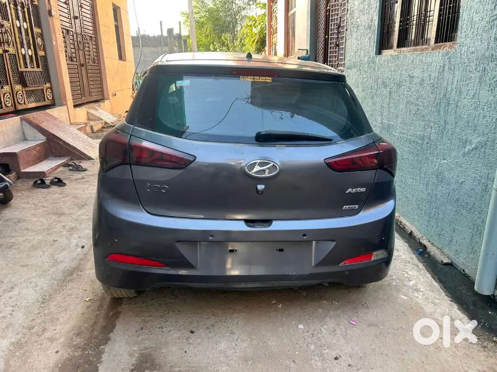 Hyundai New I20 2016 Diesel 125000 Km Driven