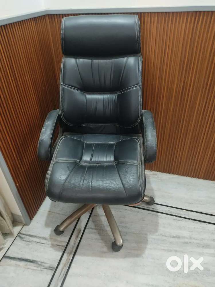 Leather Wooden Office Chair Olx Olx 2nd Hand Riser Recliner Chairs