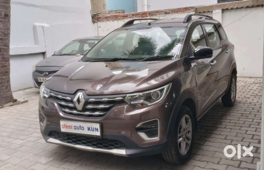 Renault Triber Rxz, 2023, Petrol