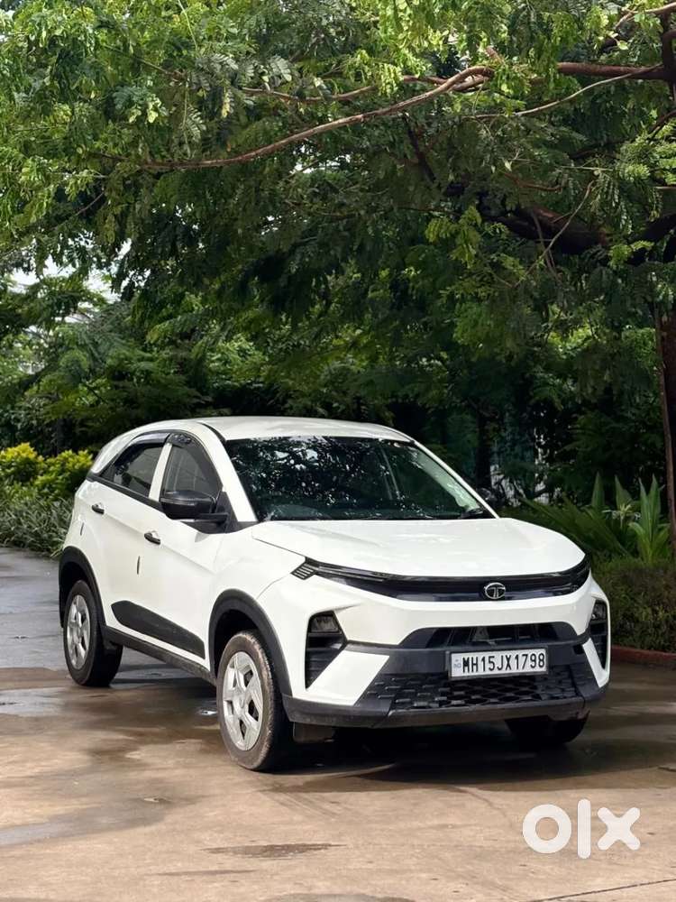 Tata Nexon, 2024, Petrol