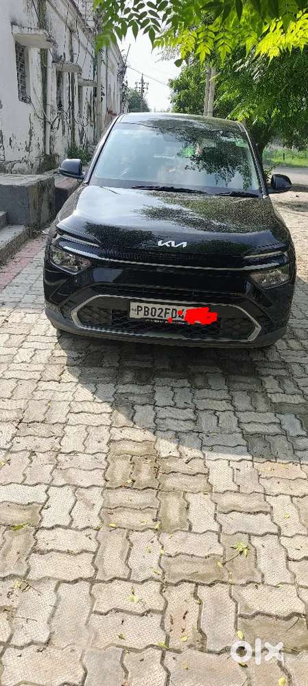 Kia Carens Diesel Manual 2025
