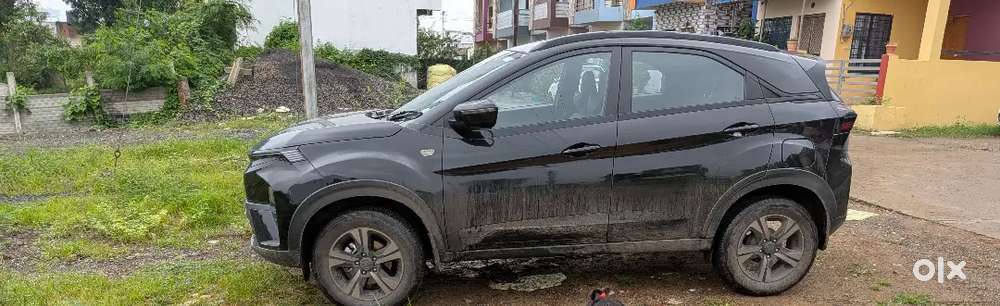 Tata Nexon Creative Dark Edition Petrol 2025