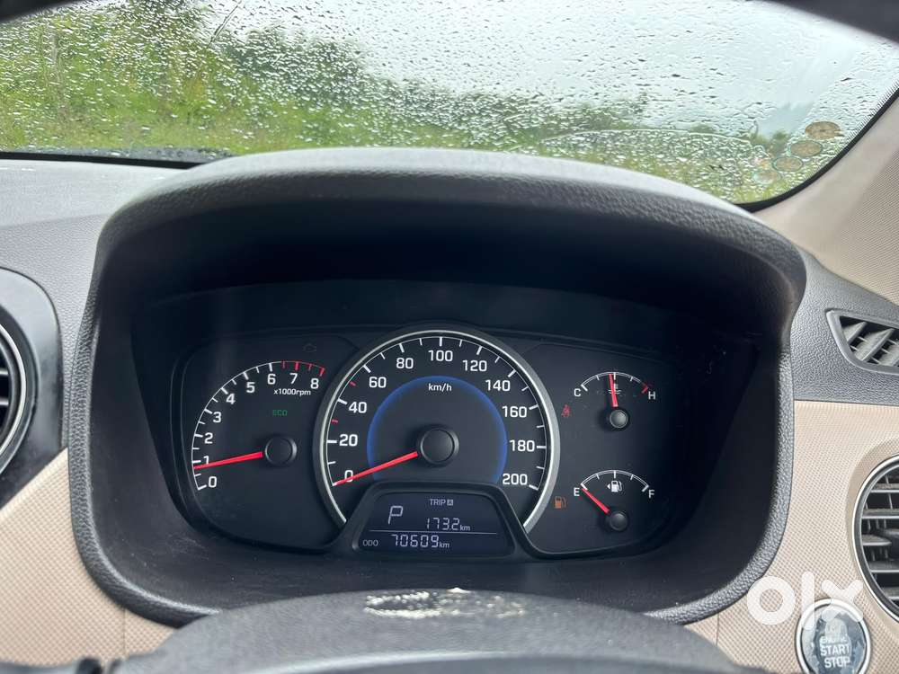 Hyundai Grand I10 Asta 1.1 Crdi (o), 2014, Petrol