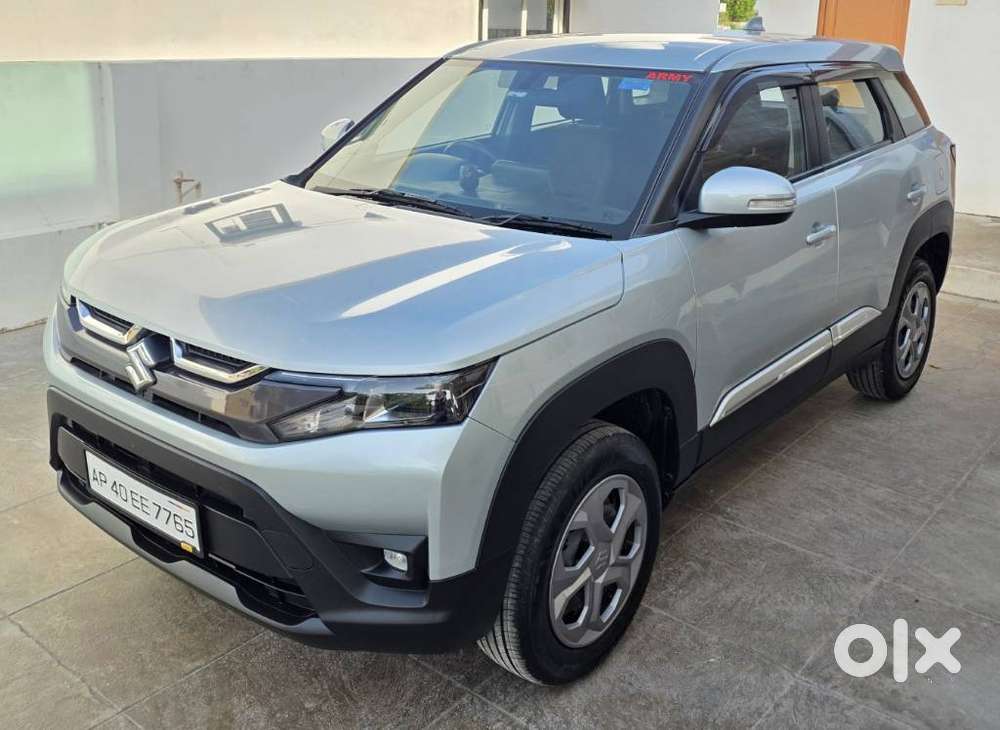 Maruti Suzuki Brezza 1.5 Vxi Smart Hybrid, 2024, Petrol